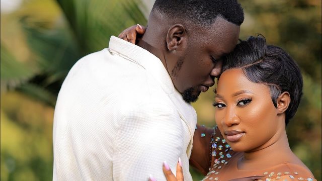 Owaaye - Chosen Becky ft Aaronx Owaaye - Chosen Becky ft Aaronx