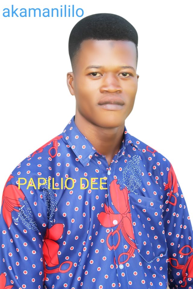 Papilio Dee - Akamanililo Papilio Dee - Akamanililo